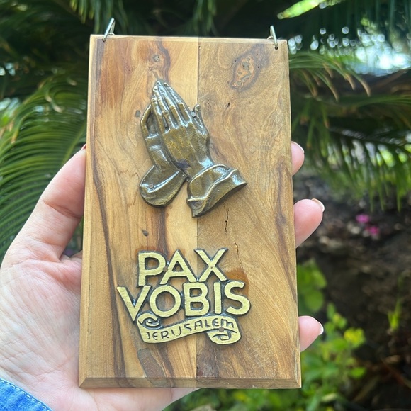Vintage Pax Vobis and Praying Hands on Wood - Picture 13 of 16